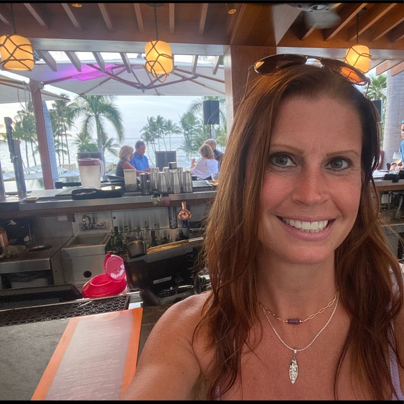 Meet your Posher, Ruby - Picture 1 of 1